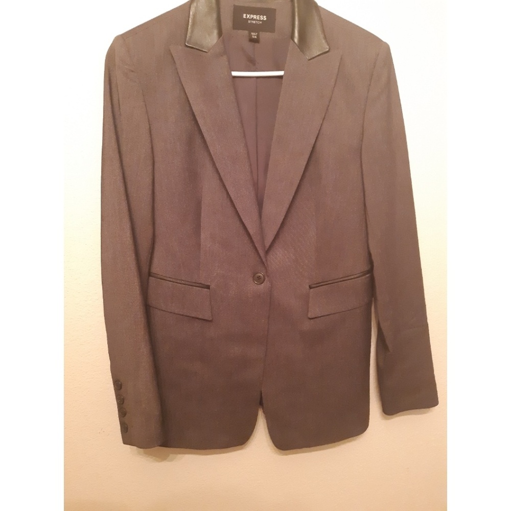 Express suit women's